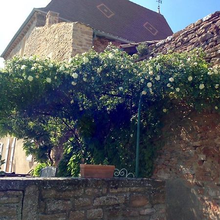Le Vieux Chateau Bed and Breakfast Leynes Eksteriør billede